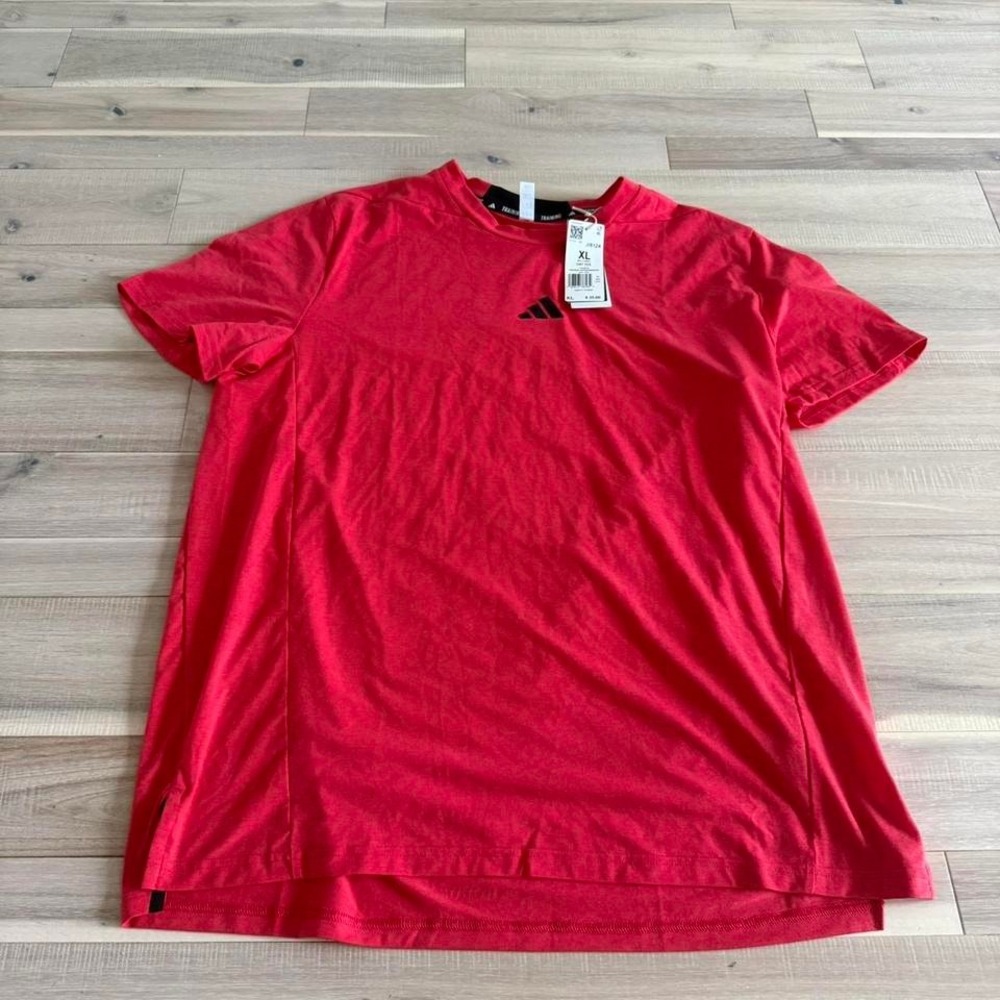 NWT Adidas red training tee Size XL #fitness #athleticwear
